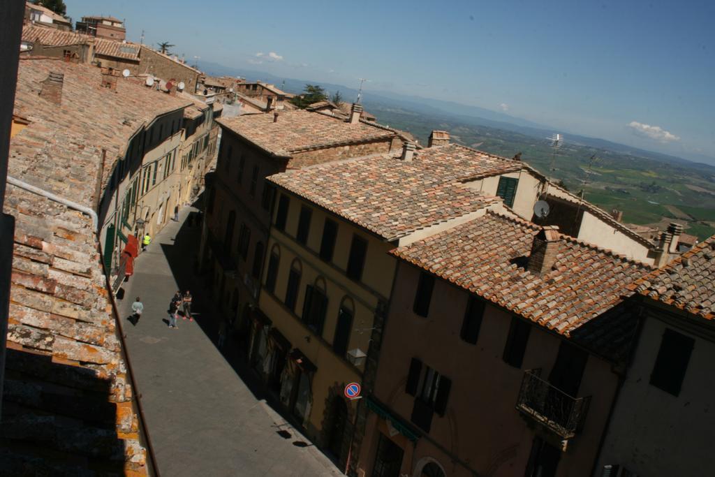 Scalette Di Piazza B&B Montalcino Extérieur photo